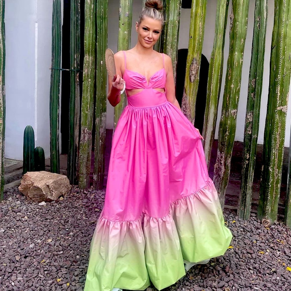 NWT Sau Lee Nova Gown Pink Chartreuse
Size 6 *Ariana Madix* Wedding Guest Dress!